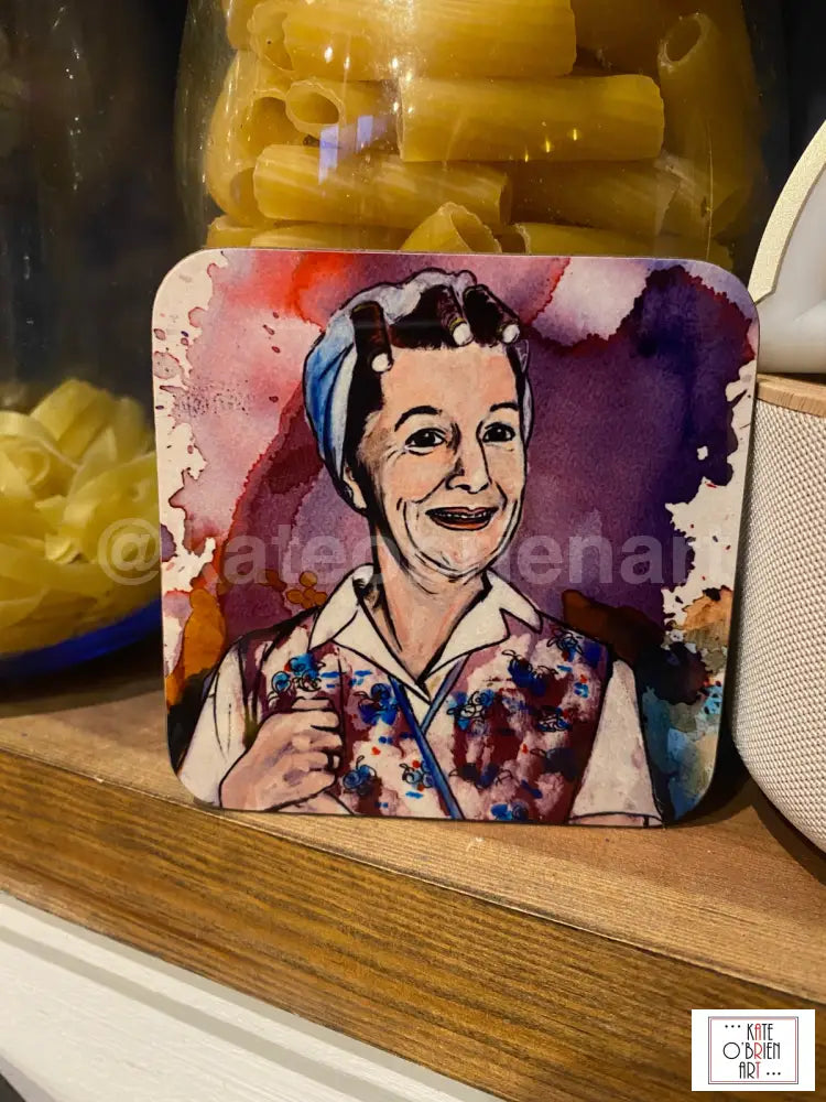 Hilda Ogden Coronation Street Printed Wooden Magnet